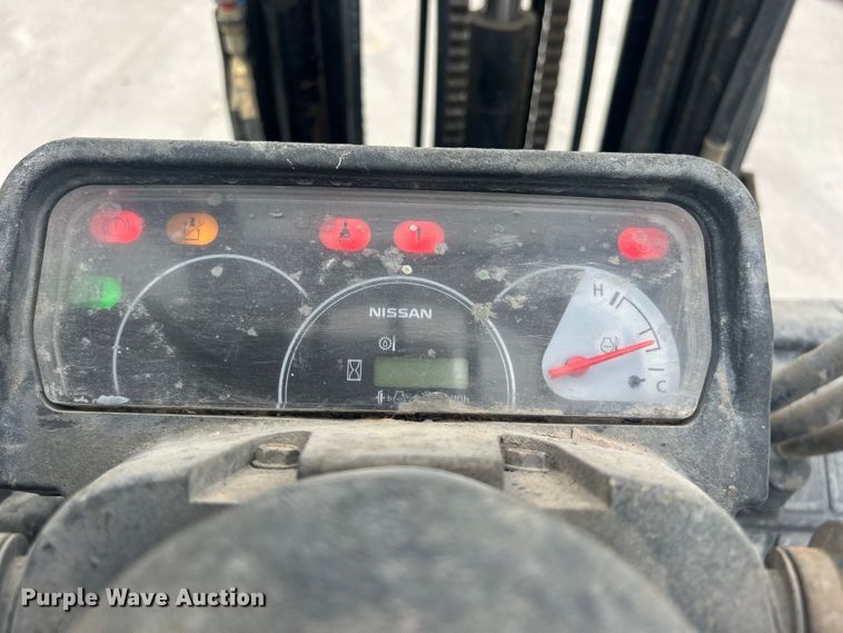 image for item DO1080 Nissan 50 forklift