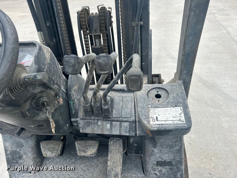 image for item DO1080 Nissan 50 forklift