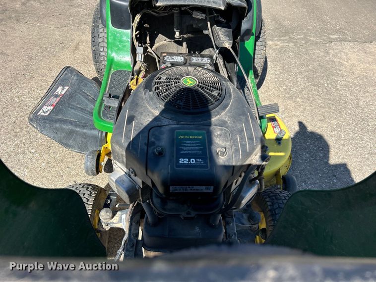 image for item DO1081 2015 John Deere D130 lawn mower