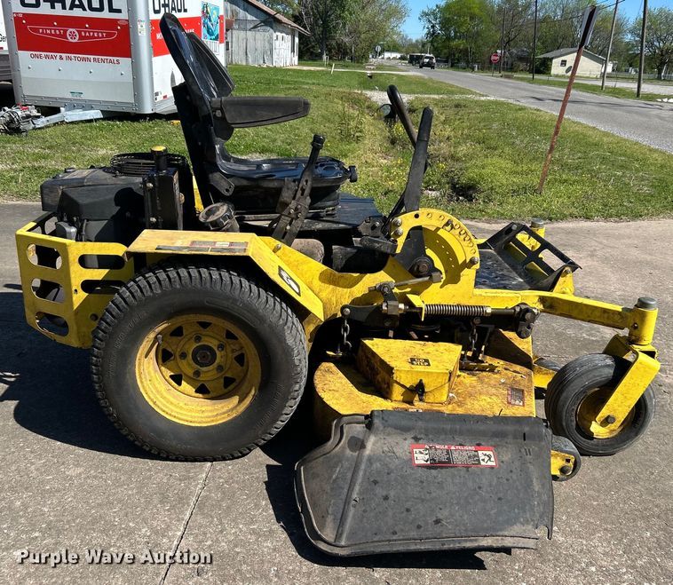 image for item DO1083 Great Dane Chariot ZTR lawn mower