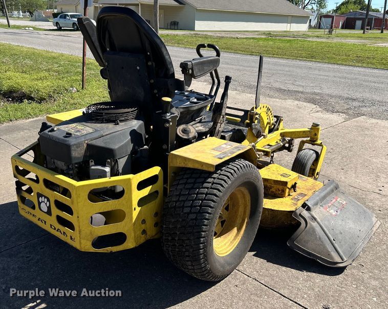 image for item DO1083 Great Dane Chariot ZTR lawn mower