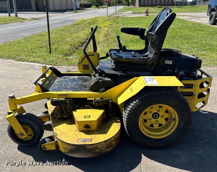 image for item DO1083 Great Dane Chariot ZTR lawn mower