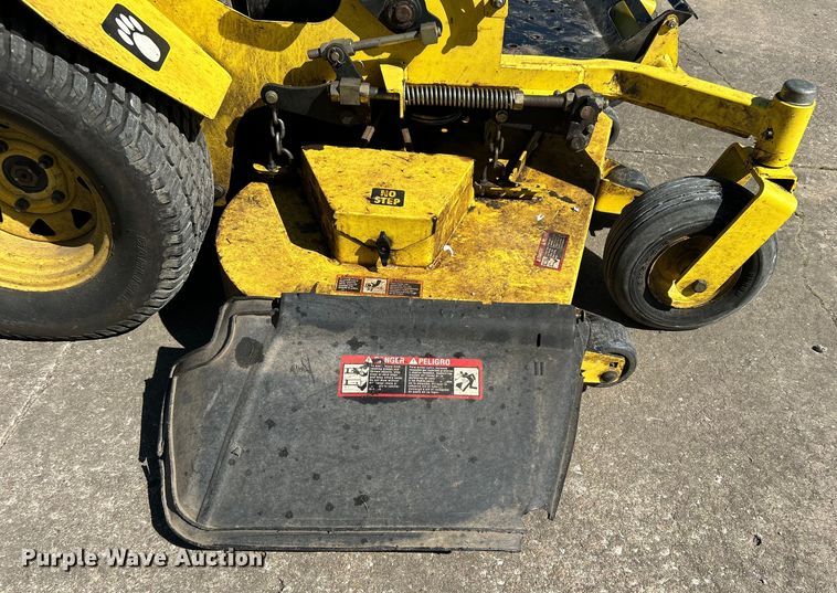 image for item DO1083 Great Dane Chariot ZTR lawn mower