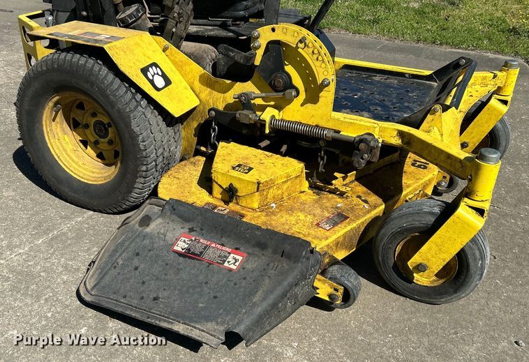 image for item DO1083 Great Dane Chariot ZTR lawn mower