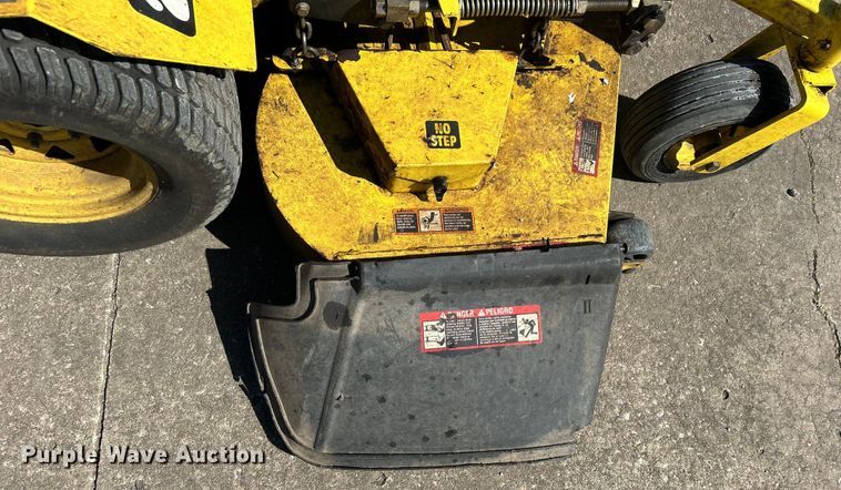 image for item DO1083 Great Dane Chariot ZTR lawn mower