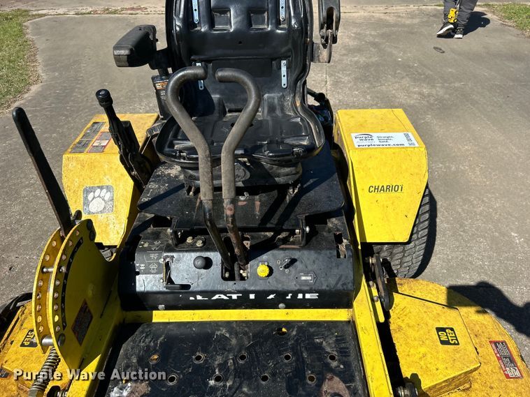 image for item DO1083 Great Dane Chariot ZTR lawn mower