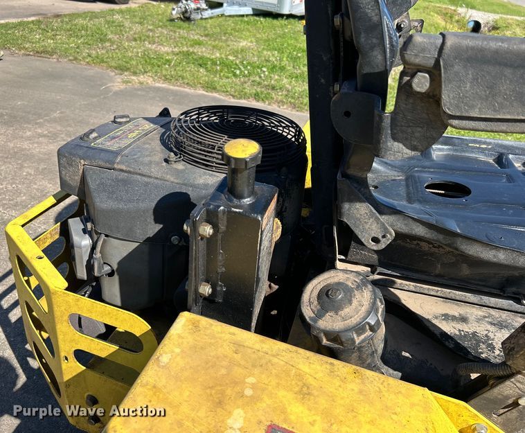 image for item DO1083 Great Dane Chariot ZTR lawn mower