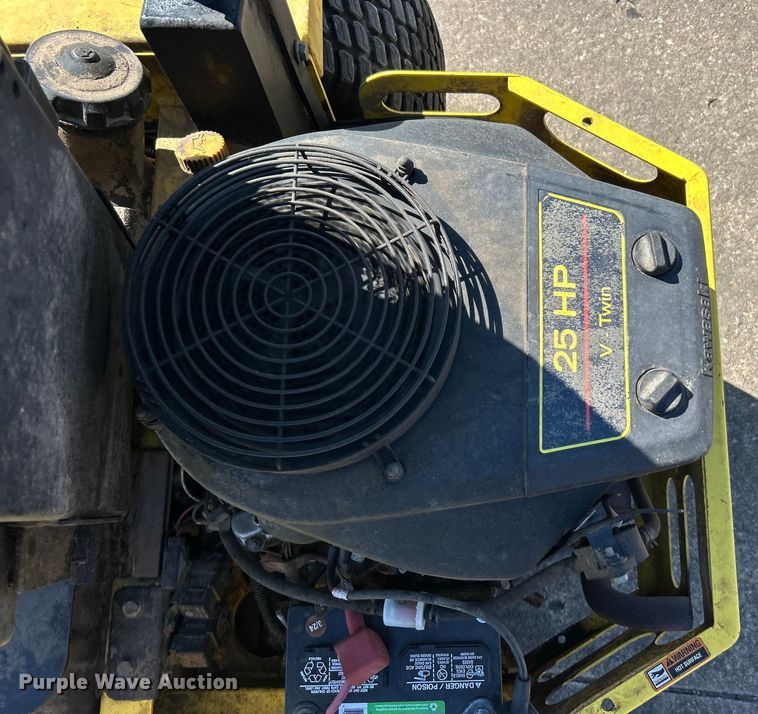 image for item DO1083 Great Dane Chariot ZTR lawn mower