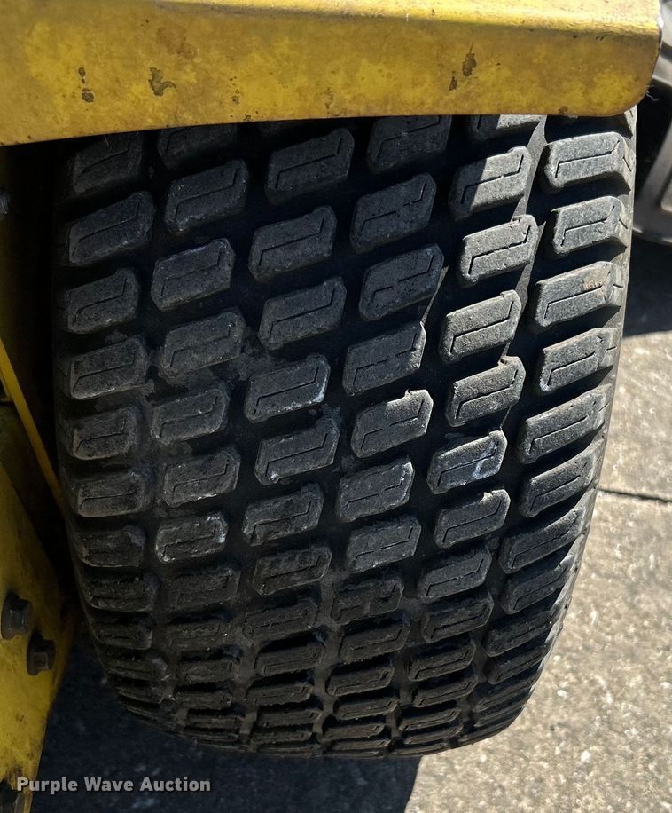 image for item DO1083 Great Dane Chariot ZTR lawn mower