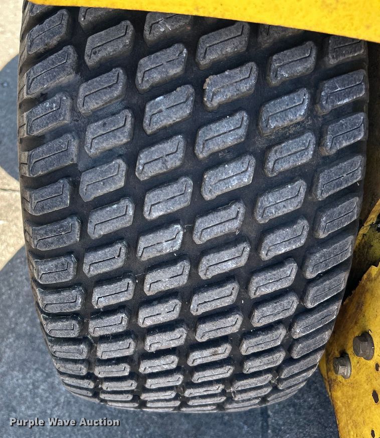 image for item DO1083 Great Dane Chariot ZTR lawn mower