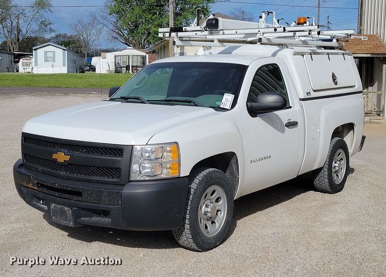 image for item DP1316 2013 Chevrolet  Silverado 1500 pickup truck