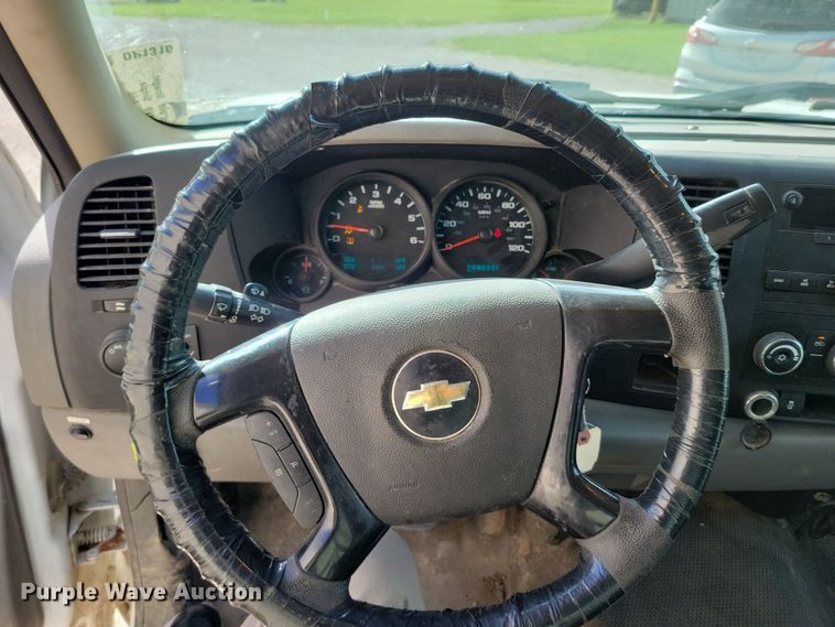 image for item DP1316 2013 Chevrolet  Silverado 1500 pickup truck