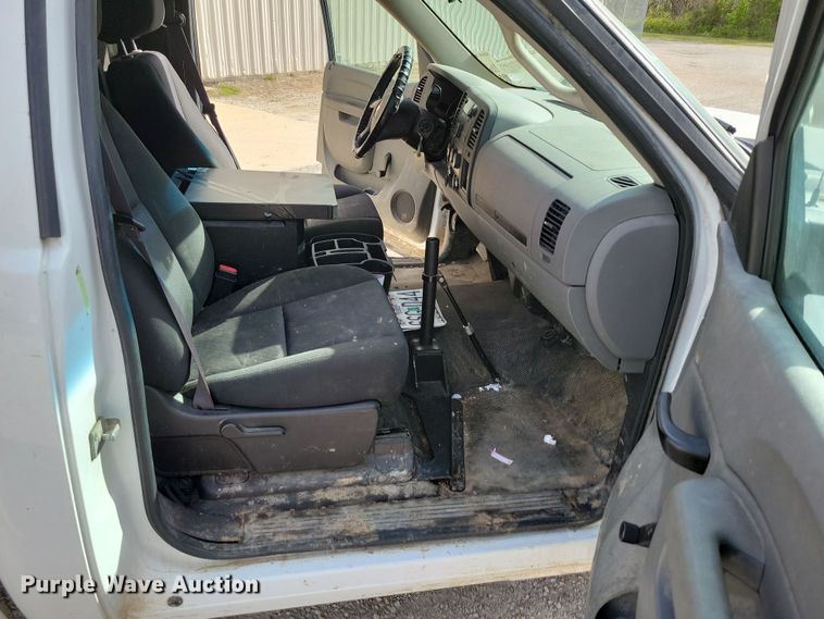 image for item DP1316 2013 Chevrolet  Silverado 1500 pickup truck