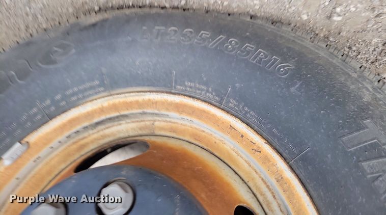 image for item DP1327 1997 Chevrolet Express G3500 box truck