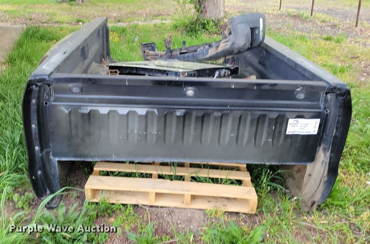 image for item DP1337 2015 Chevrolet 3500 pickup bed