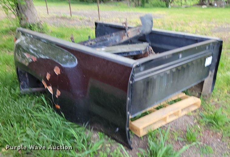 image for item DP1337 2015 Chevrolet 3500 pickup bed