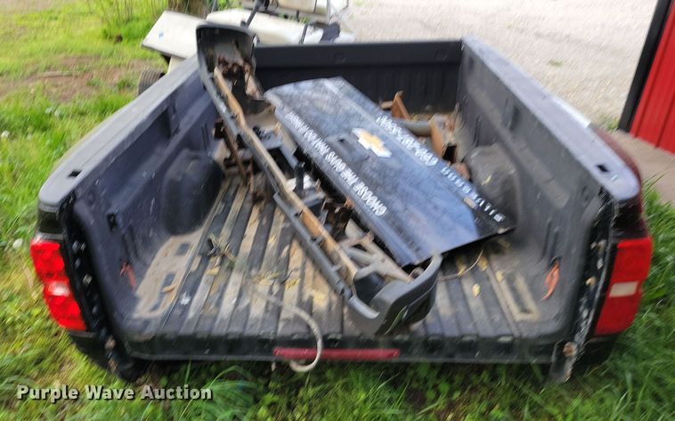 image for item DP1337 2015 Chevrolet 3500 pickup bed
