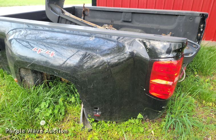 image for item DP1337 2015 Chevrolet 3500 pickup bed