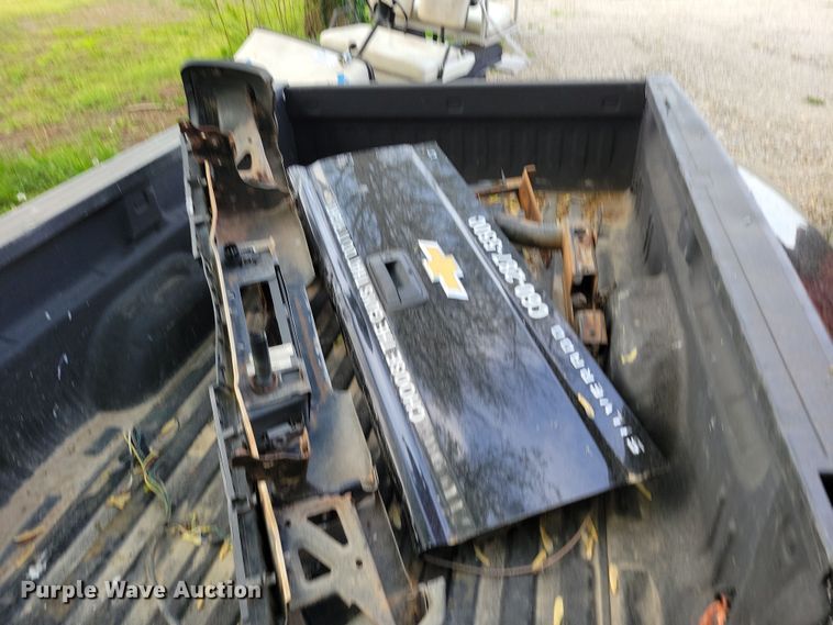 image for item DP1337 2015 Chevrolet 3500 pickup bed