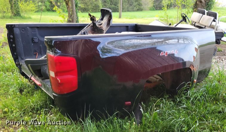 image for item DP1337 2015 Chevrolet 3500 pickup bed