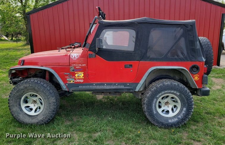 image for item DP1340 1998 Jeep Wrangler  SUV