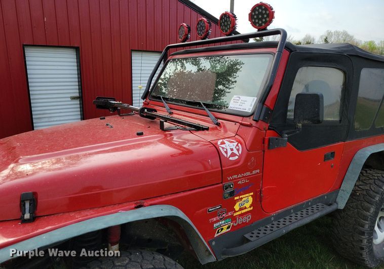 image for item DP1340 1998 Jeep Wrangler  SUV