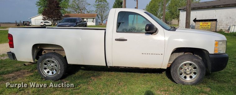 image for item DP1341 2007 Chevrolet  Silverado 1500 pickup truck