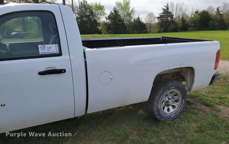 image for item DP1341 2007 Chevrolet  Silverado 1500 pickup truck