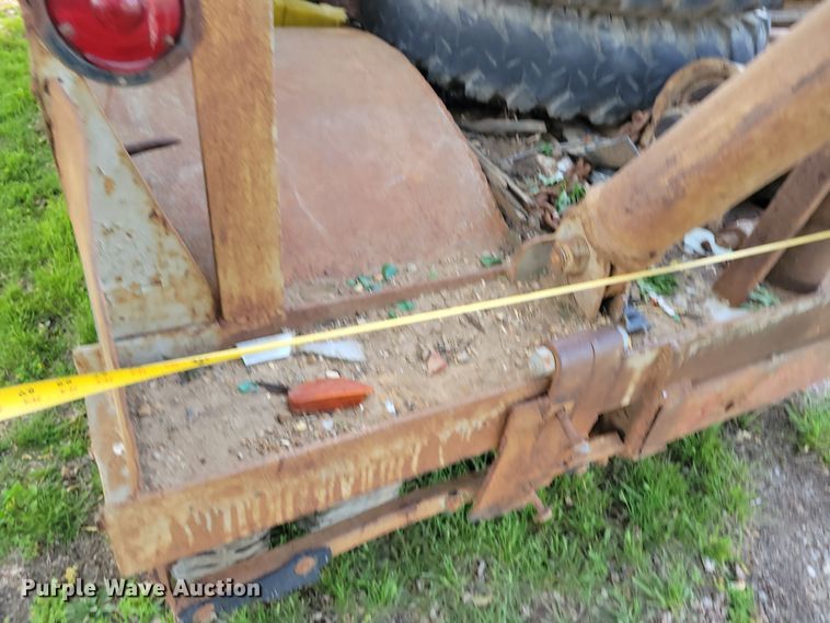 image for item DP1342 1946 International tow truck