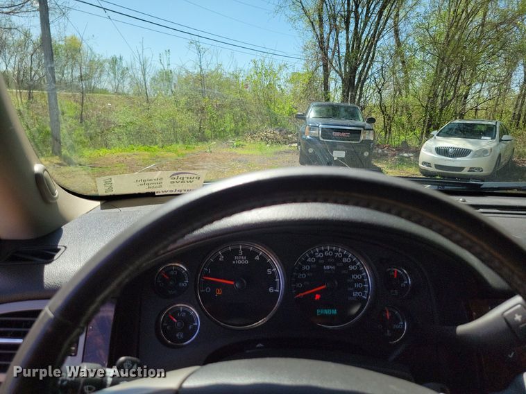 image for item DP1347 2011 GMC Yukon Denali XL SUV