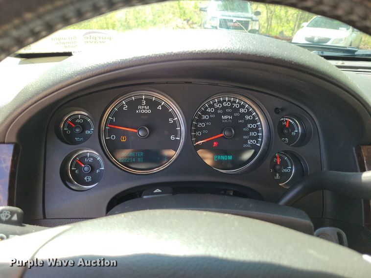 image for item DP1347 2011 GMC Yukon Denali XL SUV