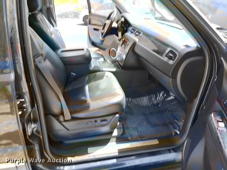 image for item DP1347 2011 GMC Yukon Denali XL SUV