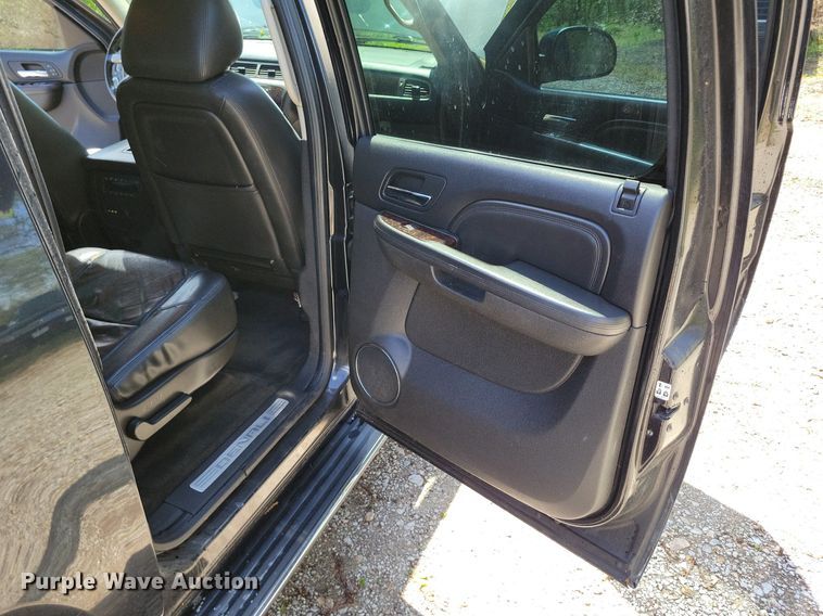 image for item DP1347 2011 GMC Yukon Denali XL SUV