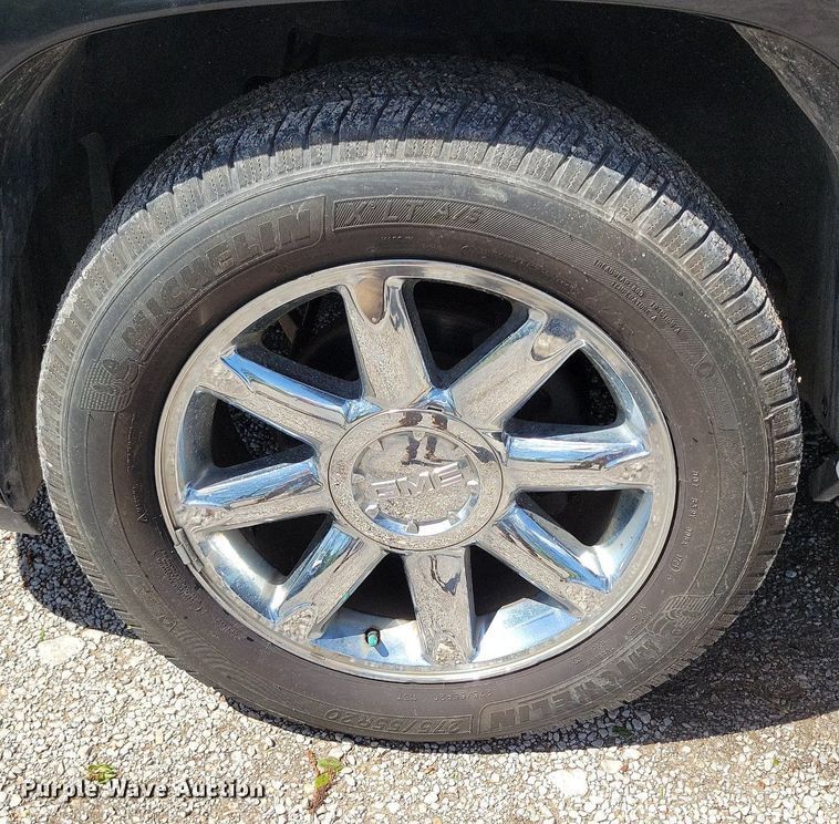 image for item DP1347 2011 GMC Yukon Denali XL SUV