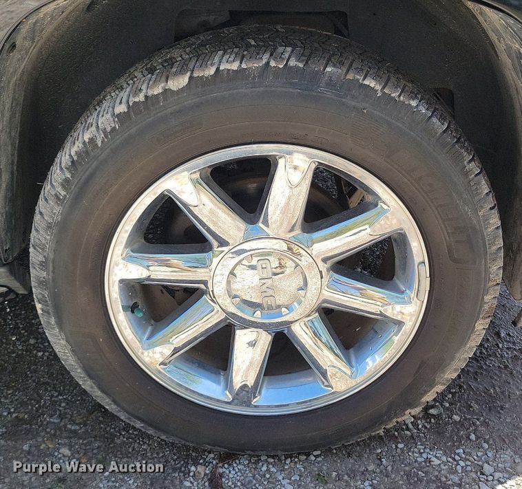 image for item DP1347 2011 GMC Yukon Denali XL SUV