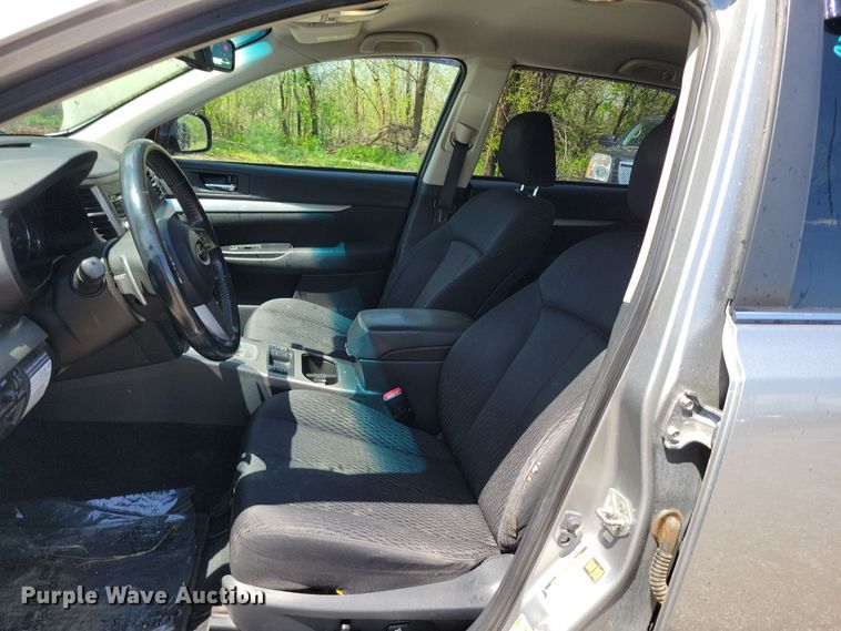 image for item DP1348 2011 Subaru Outback SUV