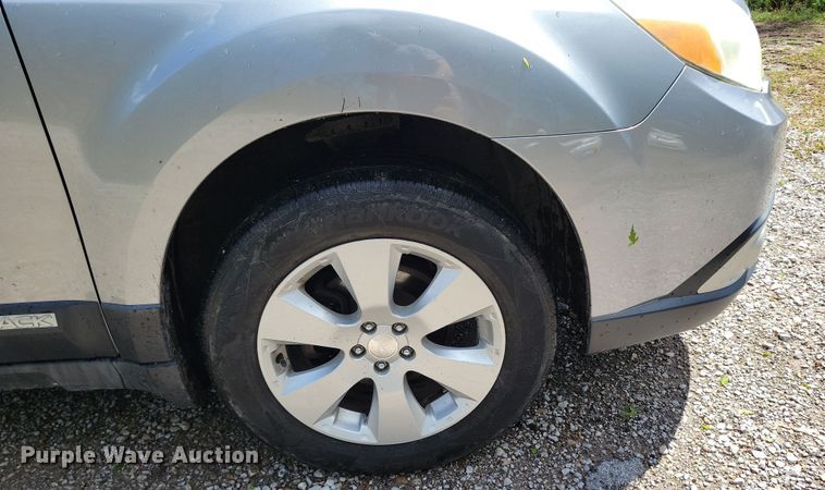 image for item DP1348 2011 Subaru Outback SUV