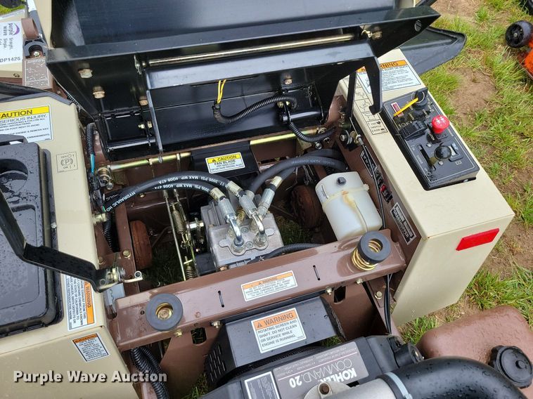 image for item DP1426 Grasshopper 620T ZTR lawn mower