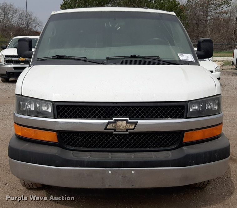 image for item DP2759 2014 Chevrolet Express 3500 van