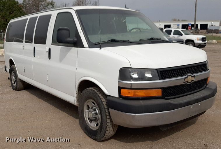 image for item DP2759 2014 Chevrolet Express 3500 van