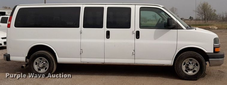 image for item DP2759 2014 Chevrolet Express 3500 van