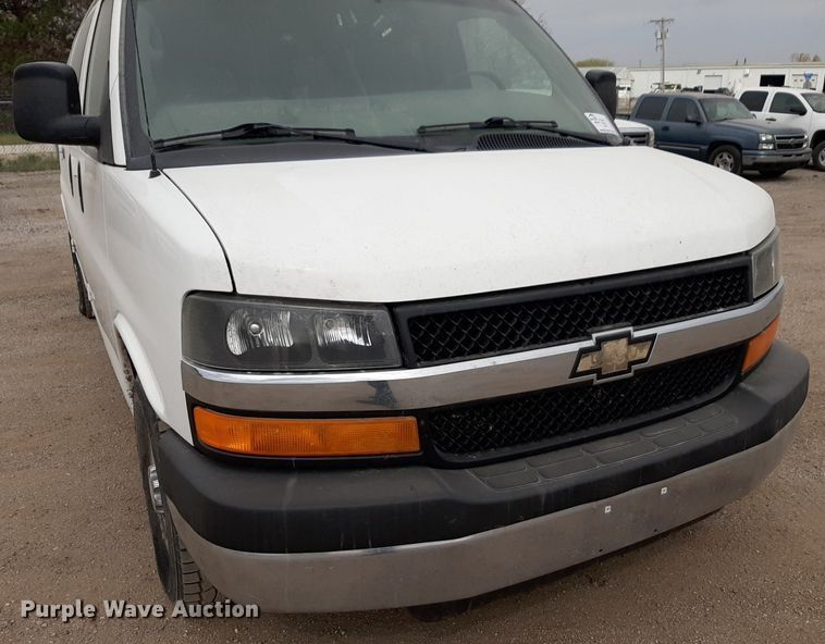 image for item DP2759 2014 Chevrolet Express 3500 van