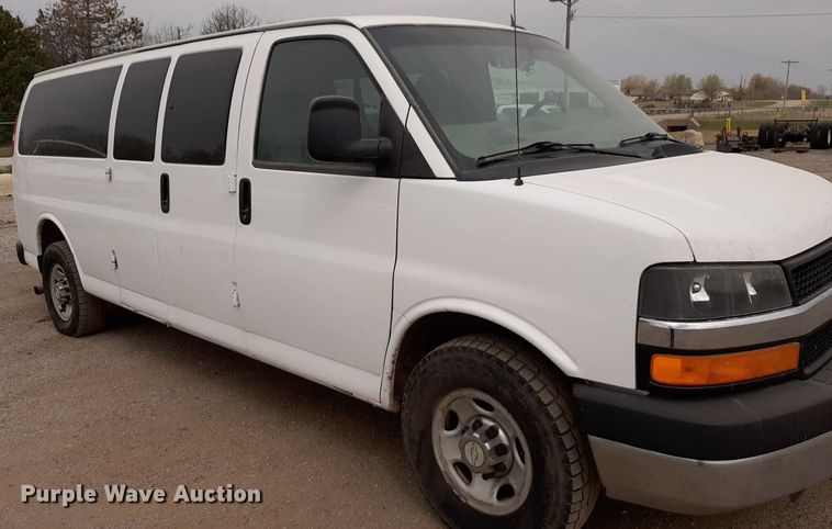 image for item DP2759 2014 Chevrolet Express 3500 van