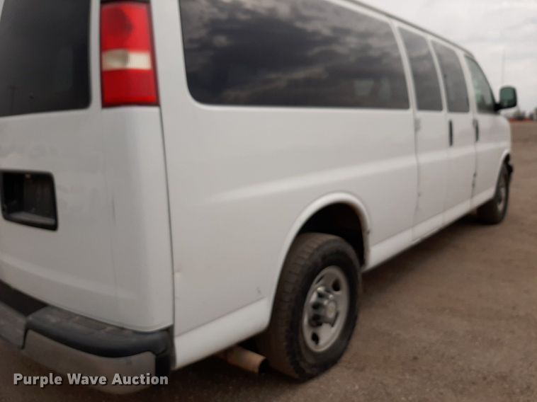 image for item DP2759 2014 Chevrolet Express 3500 van