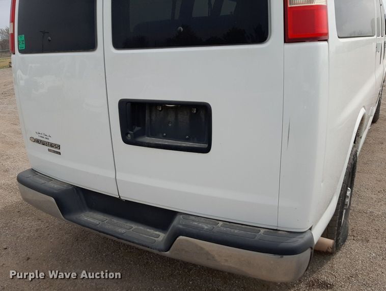 image for item DP2759 2014 Chevrolet Express 3500 van