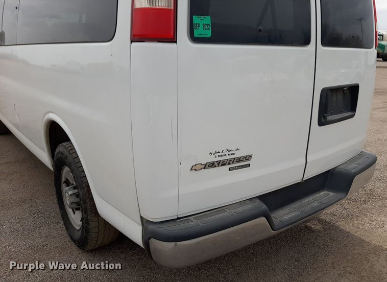 image for item DP2759 2014 Chevrolet Express 3500 van