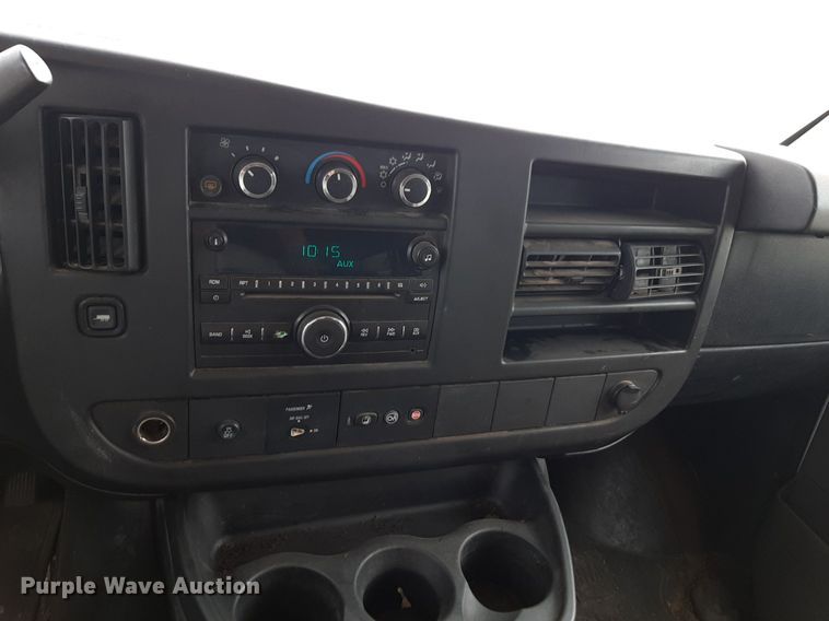 image for item DP2759 2014 Chevrolet Express 3500 van