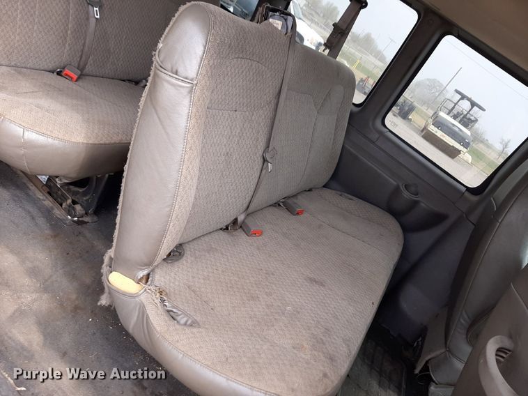 image for item DP2759 2014 Chevrolet Express 3500 van