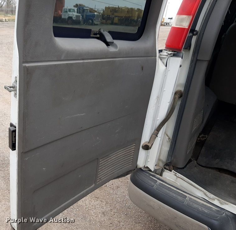 image for item DP2759 2014 Chevrolet Express 3500 van