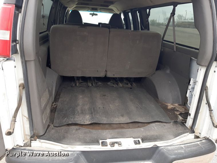 image for item DP2759 2014 Chevrolet Express 3500 van